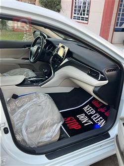 تۆیۆتا کامری